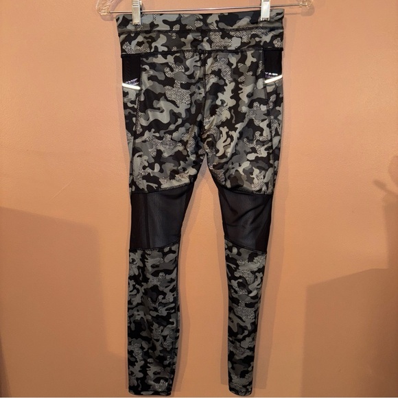 Steve Madden Workout Pants Yoga Pants Leggings Tights Womens Small - Picture 7 of 12